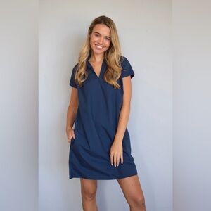 Never A Wallflower Vicki Short Sleeve Dress in New Navy Poplin Color Size Medium